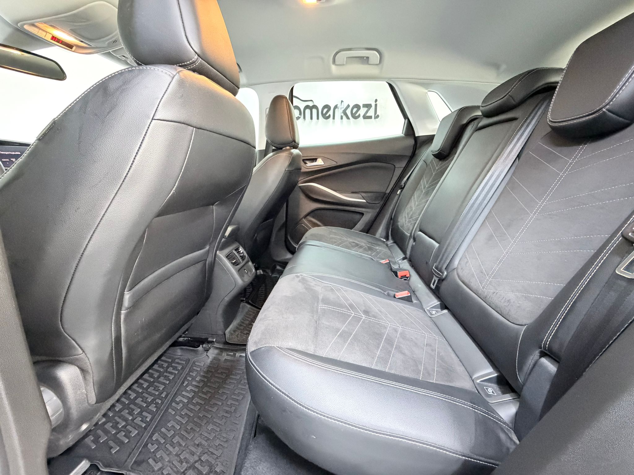 OPEL GRANDLAND 25